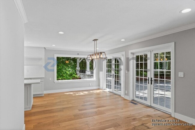 Building Photo - 144 Oakridge Dr