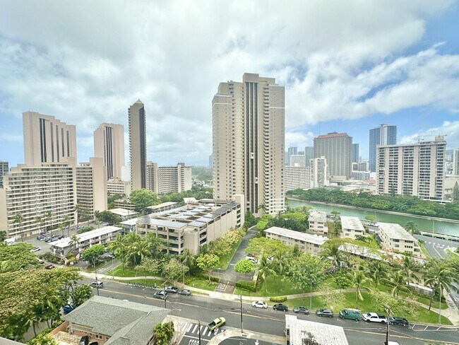 Building Photo - Upgraded 1 bedroom in Waikiki! Price Change!