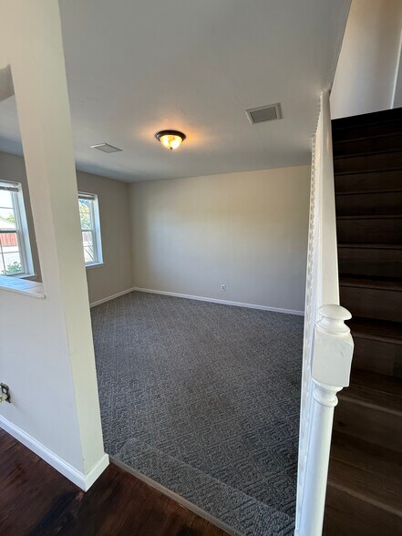 Building Photo - 223 Mendocino St