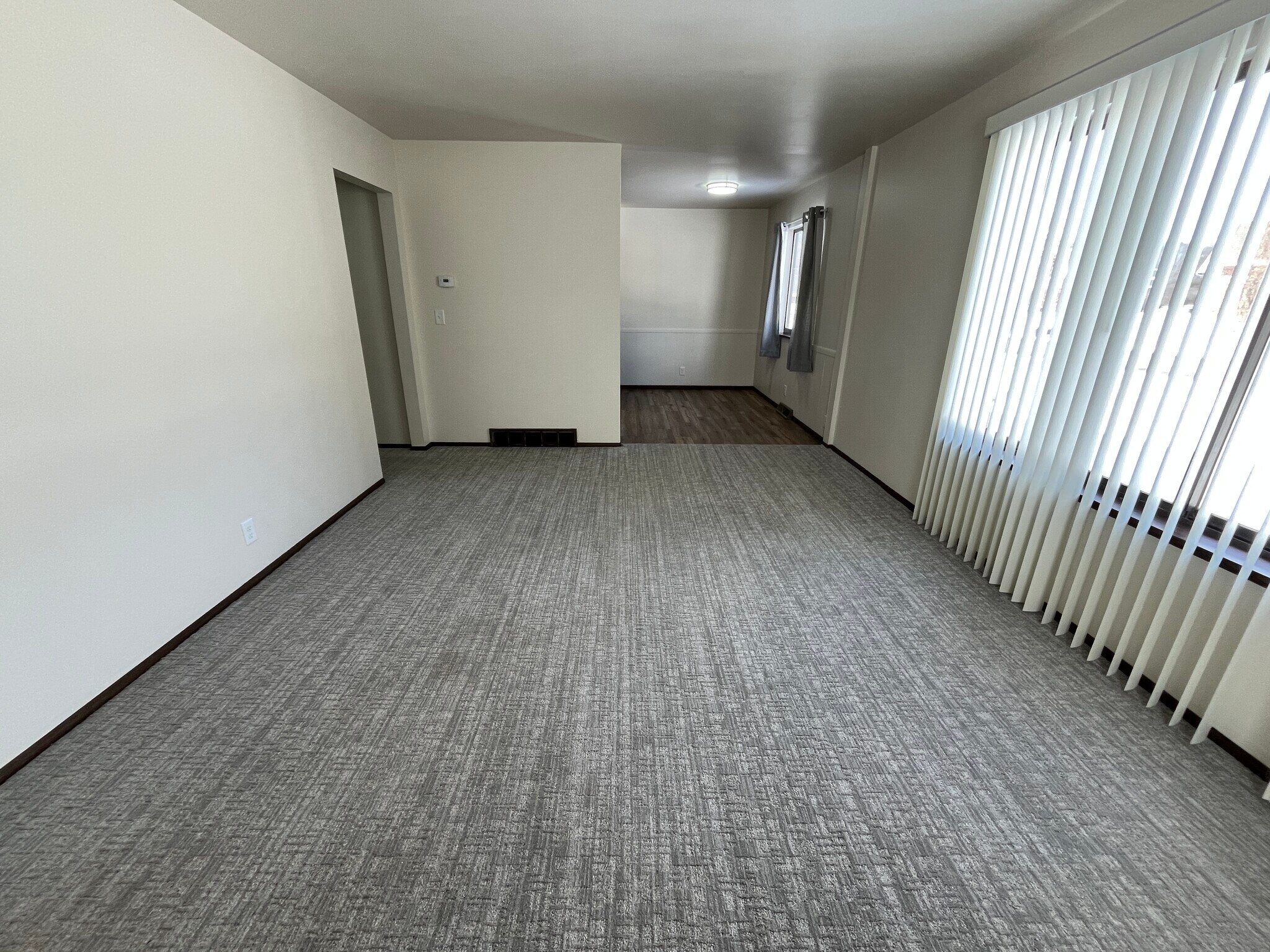 Building Photo - 484 W 30th St