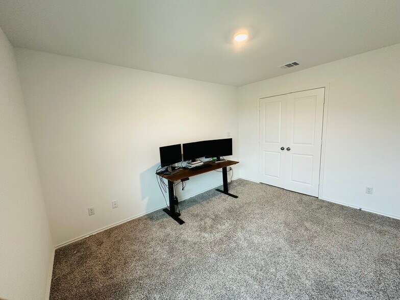 2nd upstairs office - 1212 Mallow Rd