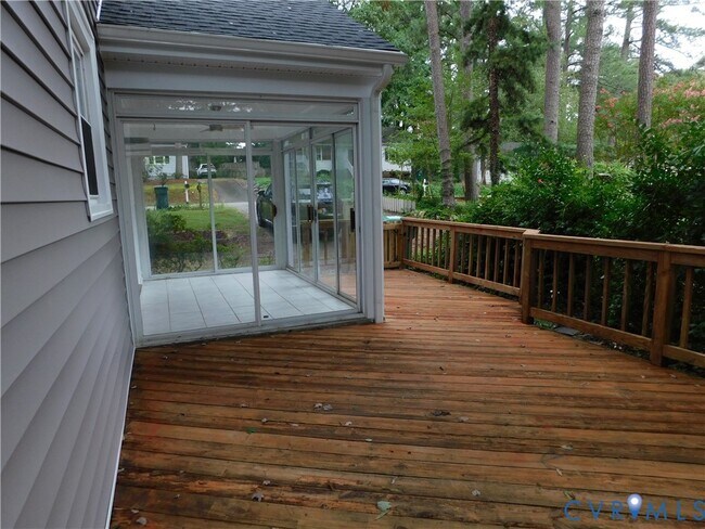 Building Photo - 8510 Weldon Dr