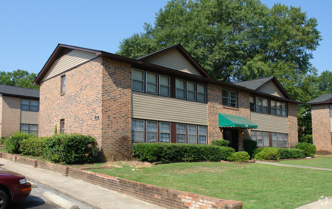 Primary Photo - 333 Byron Rd