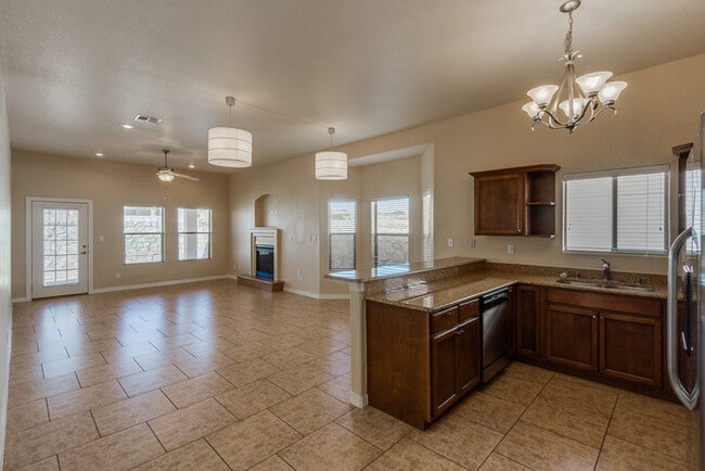 Building Photo - Custom 1 Story Home in Sandstone Ranch Est...