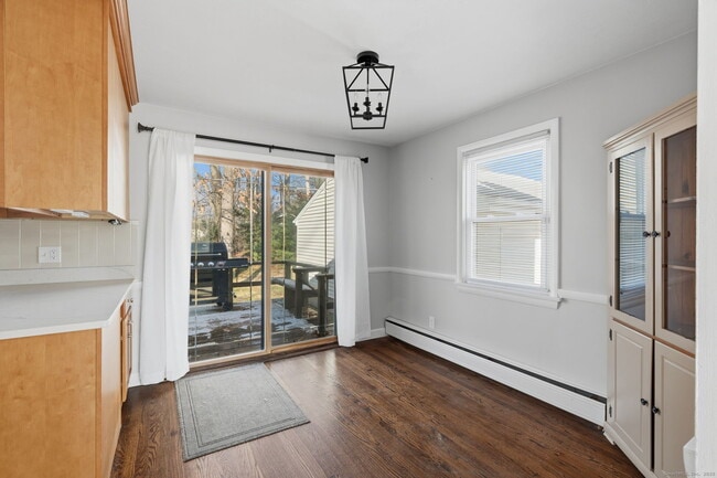 Building Photo - 269 Great Swamp Rd