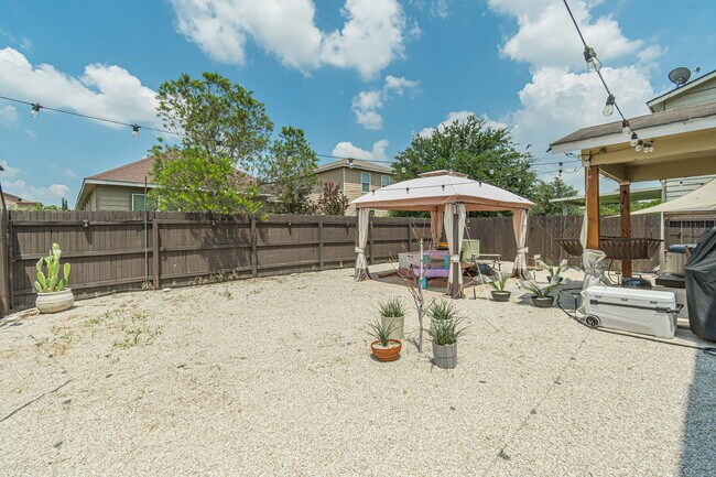 Building Photo - 4411 Southton Way