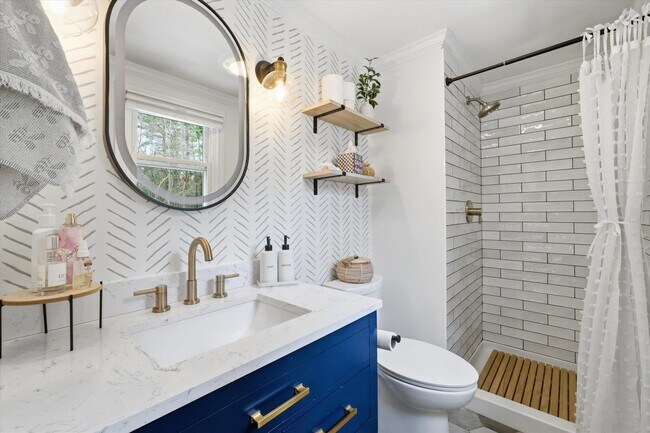 Building Photo - 32 Edinburgh Dr