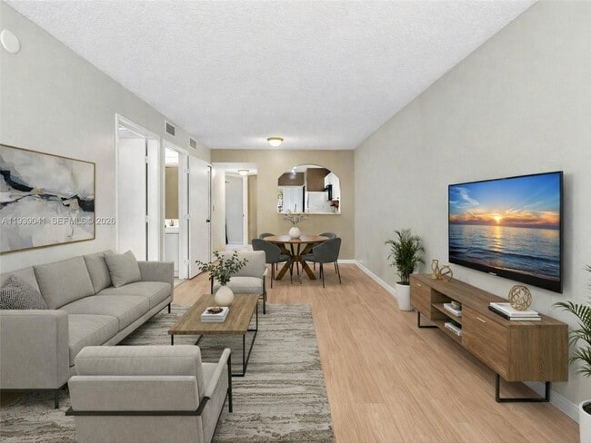 Building Photo - 1271 SE 28th Ct