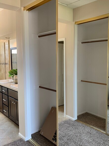 Building Photo - 1448 Elegante Ct