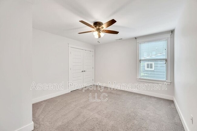 Building Photo - 4702 Kentucky Ave