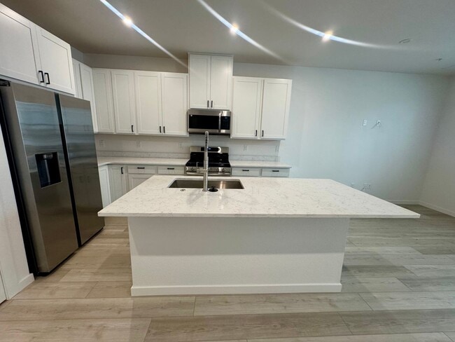 Building Photo - NEW construction 3 bedroom luxury townhome