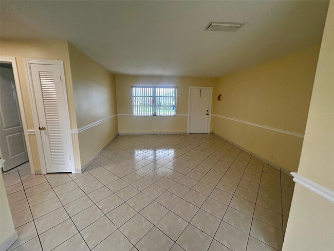 Building Photo - 6730 NW 9th St