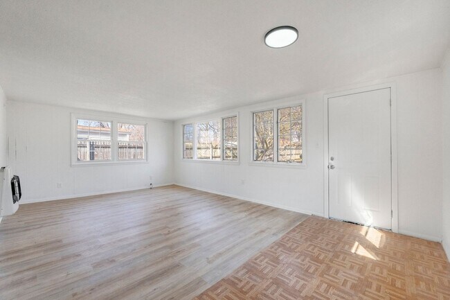 Building Photo - COMING SOON! Updated 3-Bedroom House