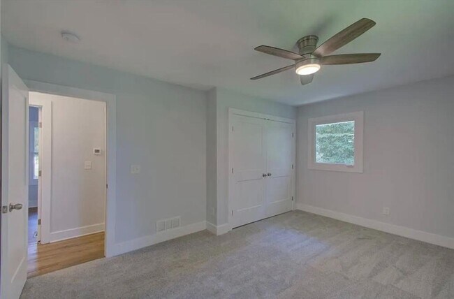 Building Photo - 985 Frontier Trail SW