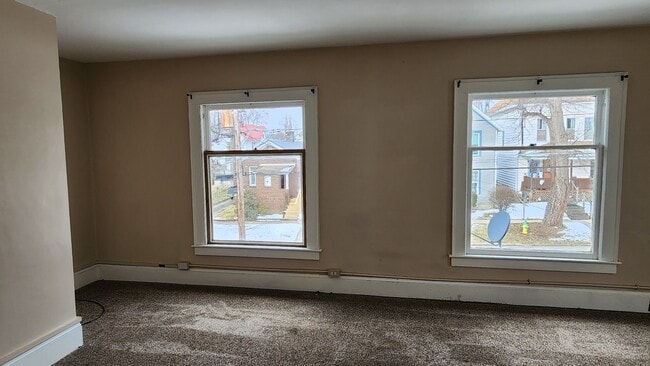 Building Photo - Remodeled Two Bedroom Apartment in the Heart of Olean NY!