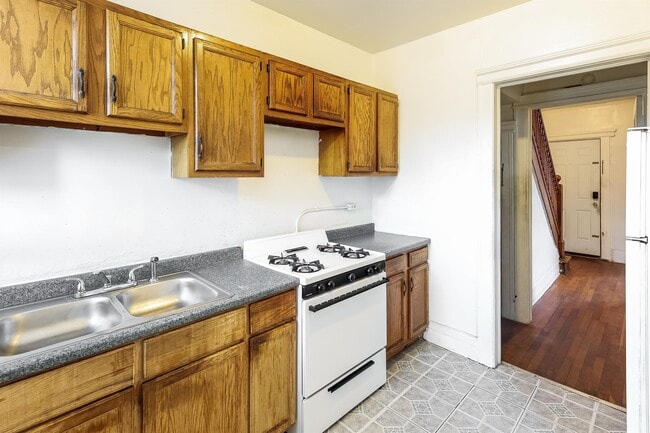 Building Photo - 1708 Shipherd St