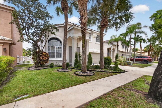 Building Photo - 1204 Oakwater Dr