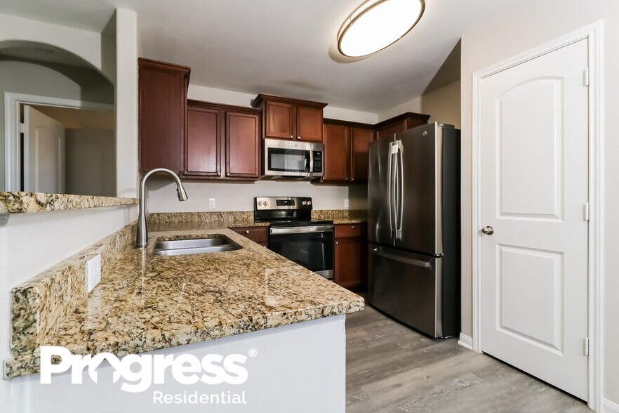 Building Photo - 428 Ruby Ln