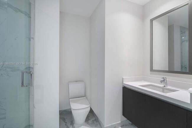 Building Photo - 851 NE 1st Ave