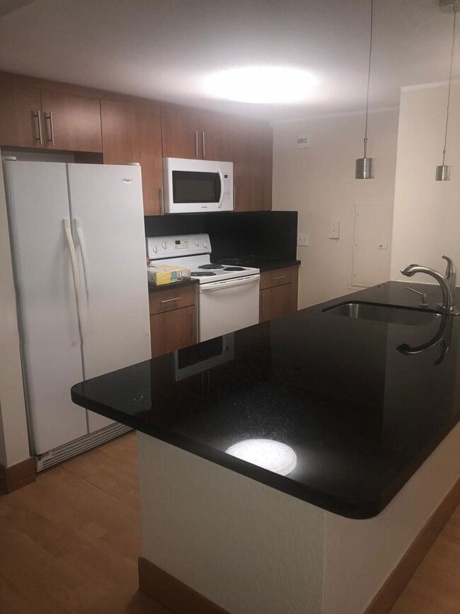 Building Photo - 816 NW 11th St