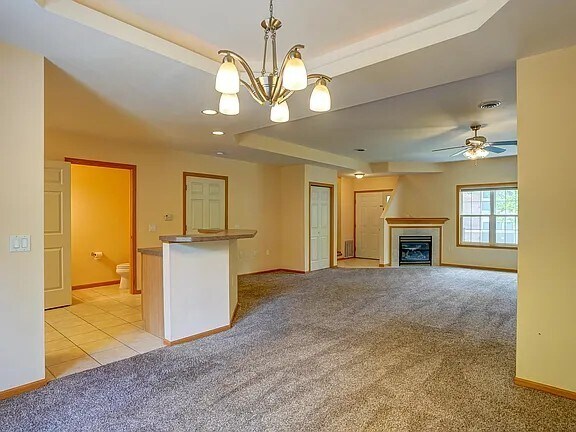 Building Photo - 1807 Carns Dr