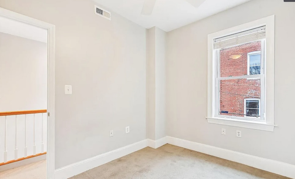 Building Photo - 1610 4th St NW