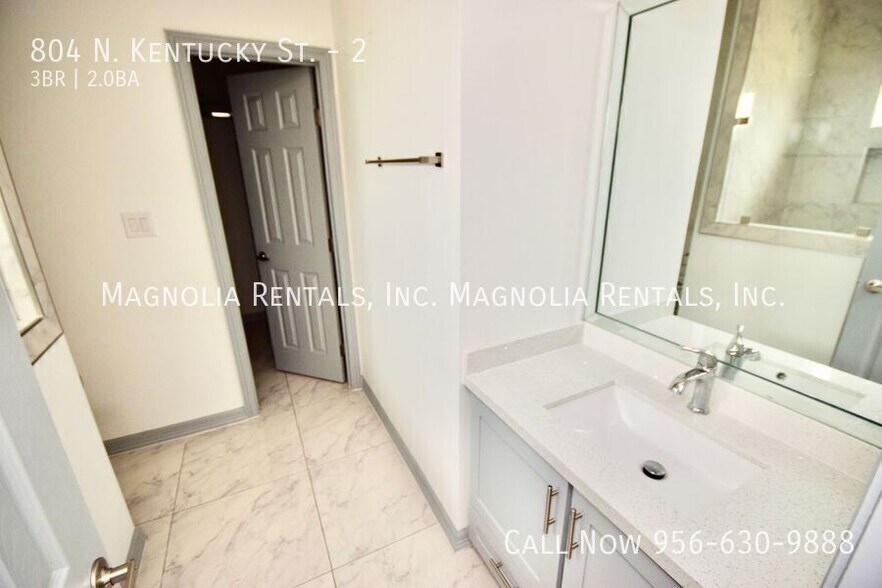 Building Photo - 804 N Kentucky St