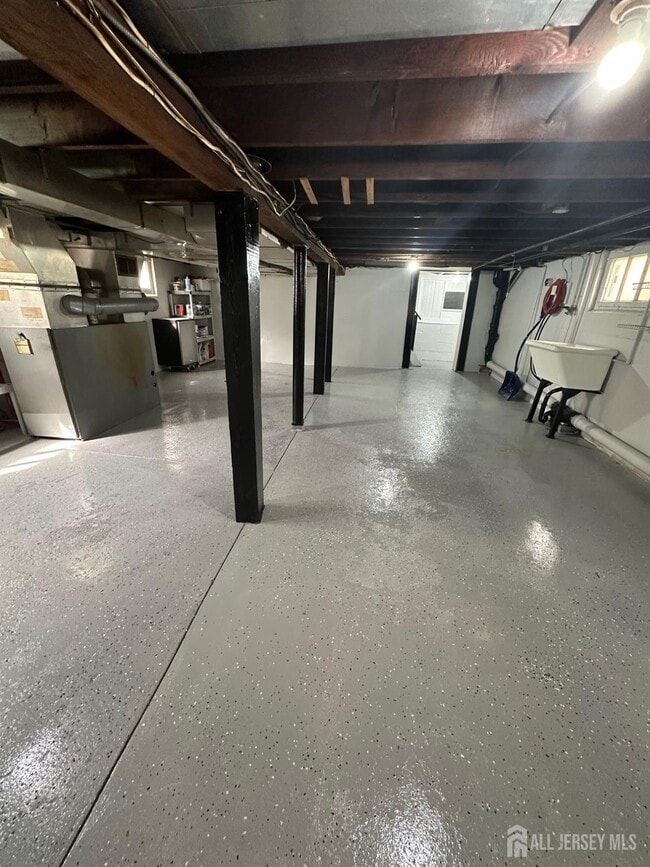 Building Photo - 28 Bird Ave