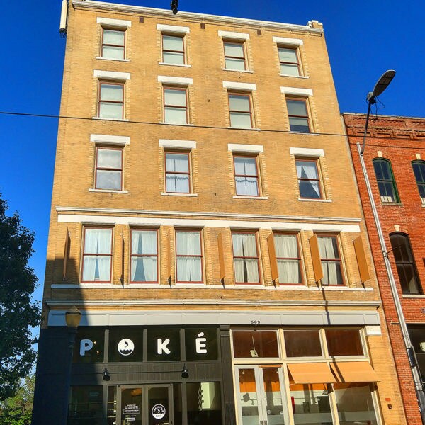 Building Photo - 412 Delaware St