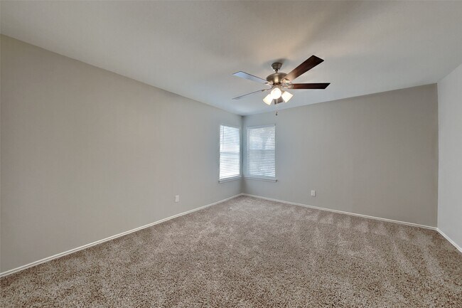 Building Photo - 16819 Kettle Creek Dr