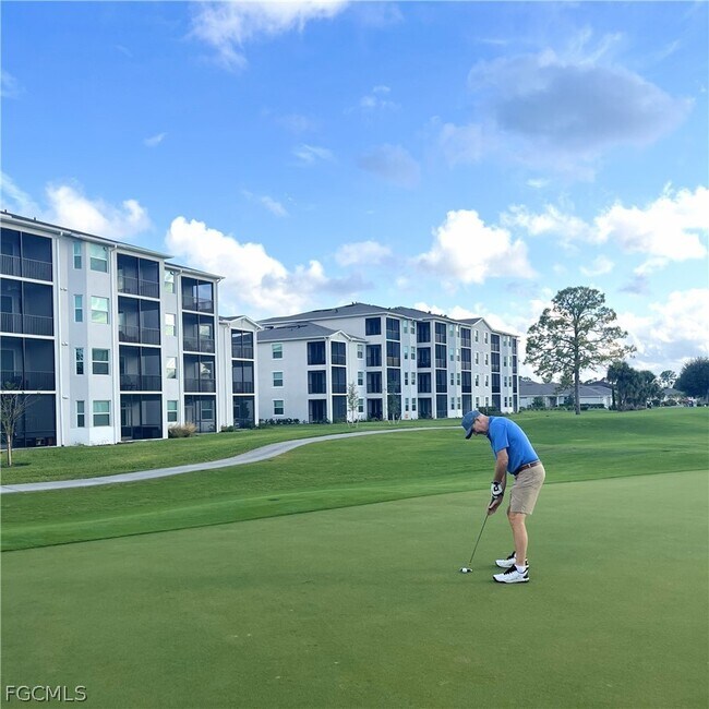 Building Photo - 18451 Copperhead Dr