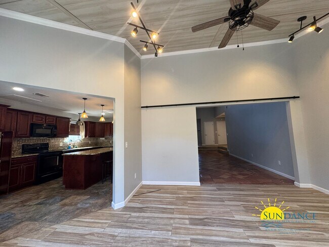 Building Photo - Charming 3 Bedroom Home in Niceville!