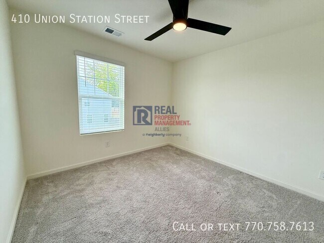 Building Photo - 410 Union Station St