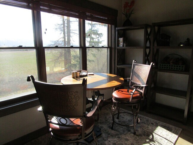 Building Photo - Delightful Monterra 2 Bed 2 Bath Condo wit...