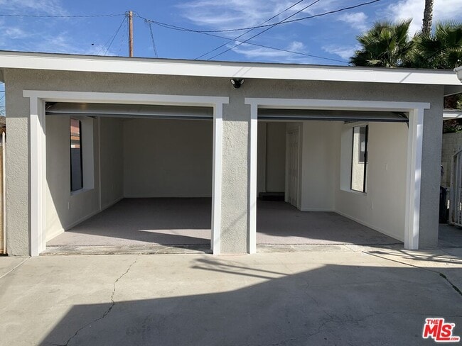 Building Photo - 20514 Catalina St