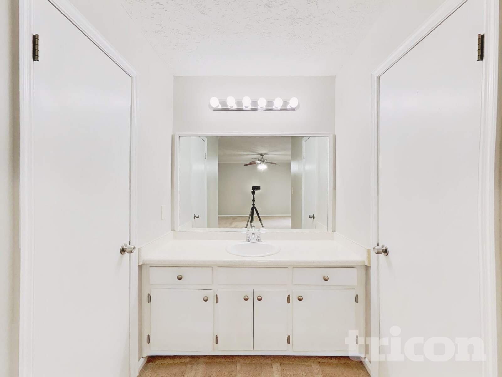 Building Photo - 5181 Vivid Dr SW