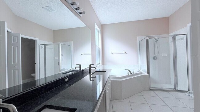 Building Photo - 4712 Mapletree Loop