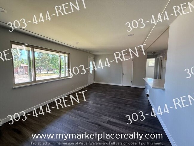 Building Photo - Charming Lakewood Home - 4 Bedrooms & 2 Ba...