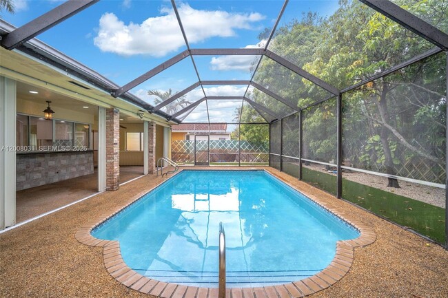 Building Photo - 3441 N Hills Dr