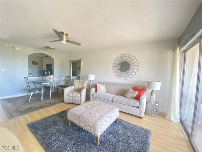 Building Photo - 1624 Pine Valley Dr