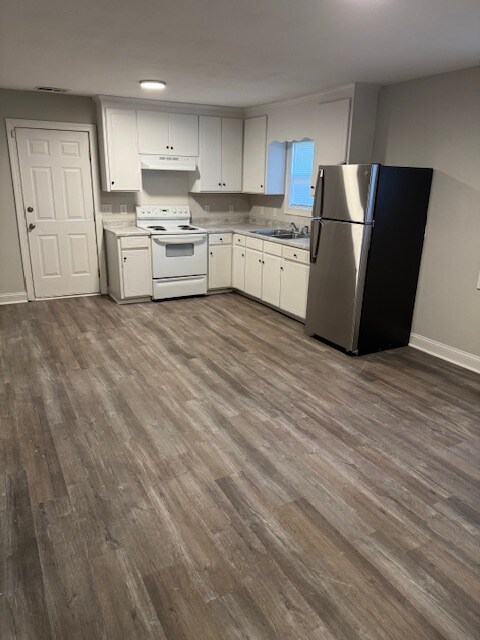 Building Photo - 324 Kingston Ave