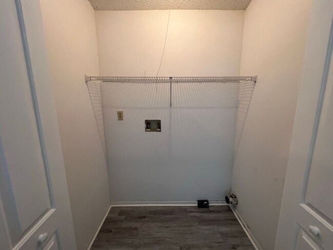 Building Photo - The perfect home waiting for you!