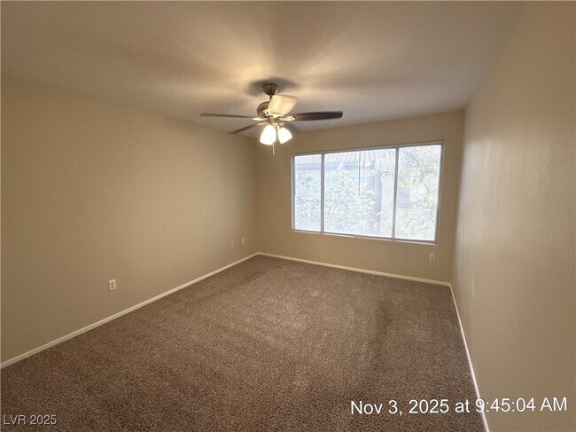 Building Photo - 5710 E Tropicana Ave