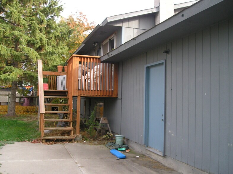 Building Photo - 15217 E 2nd Ave