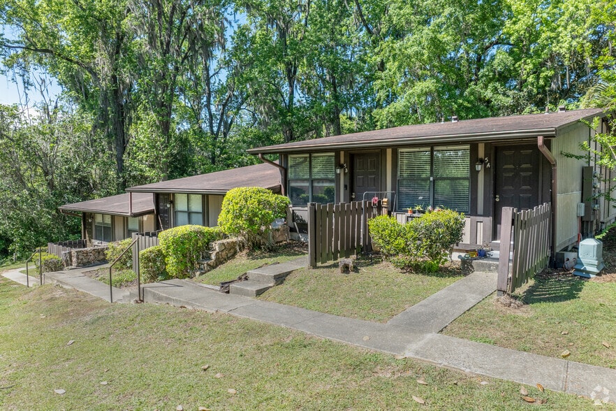 Building Photo - Ridgewood Apartments