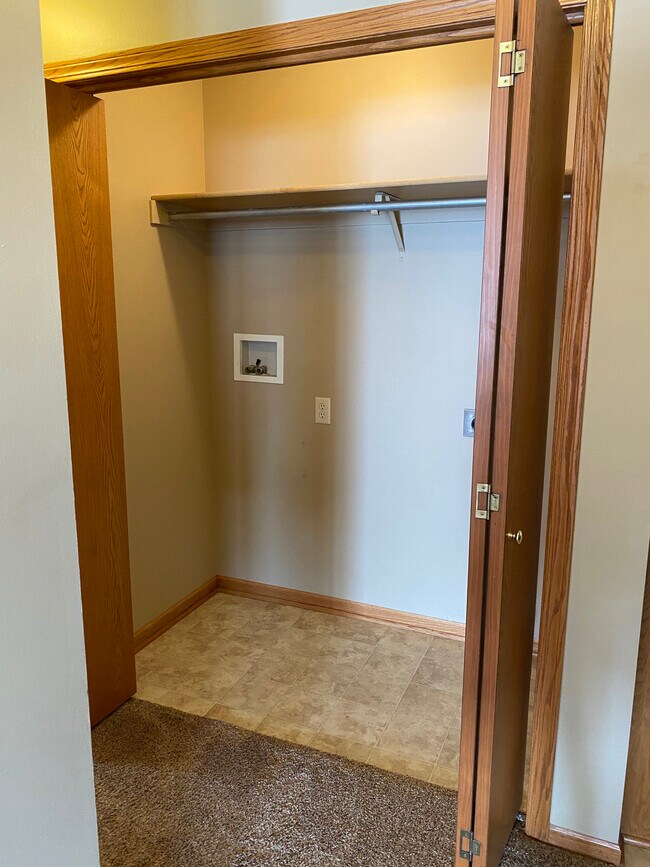 Building Photo - 1608 Ohio St