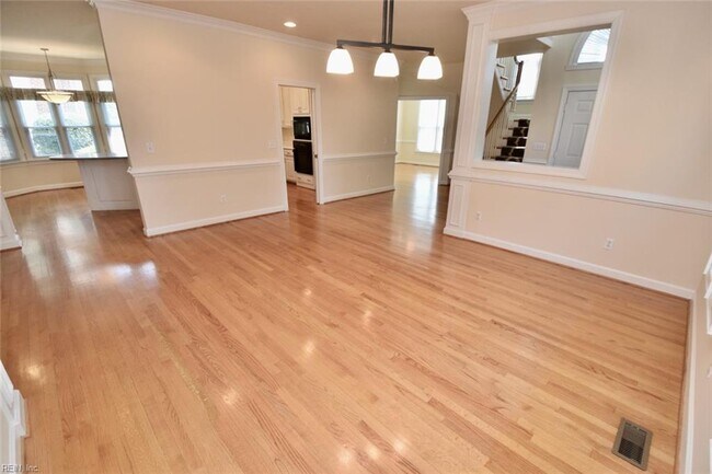 Building Photo - 1514 Bordeaux Pl