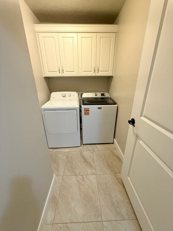 Building Photo - 355 W 200 S