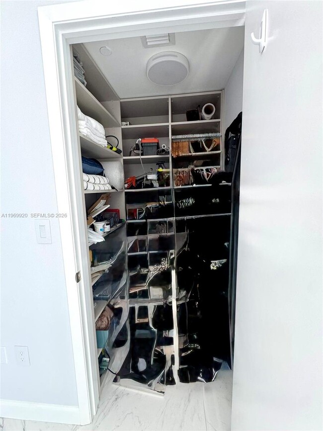 Building Photo - 50 Biscayne Blvd