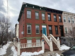 Building Photo - 59 Lafayette St